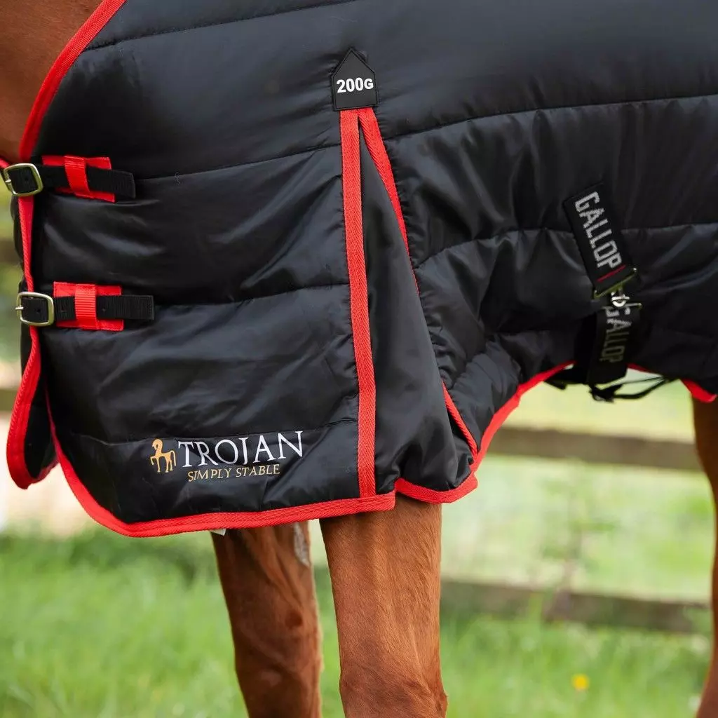Gallop Trojan 200 Stable Rug - Image 10