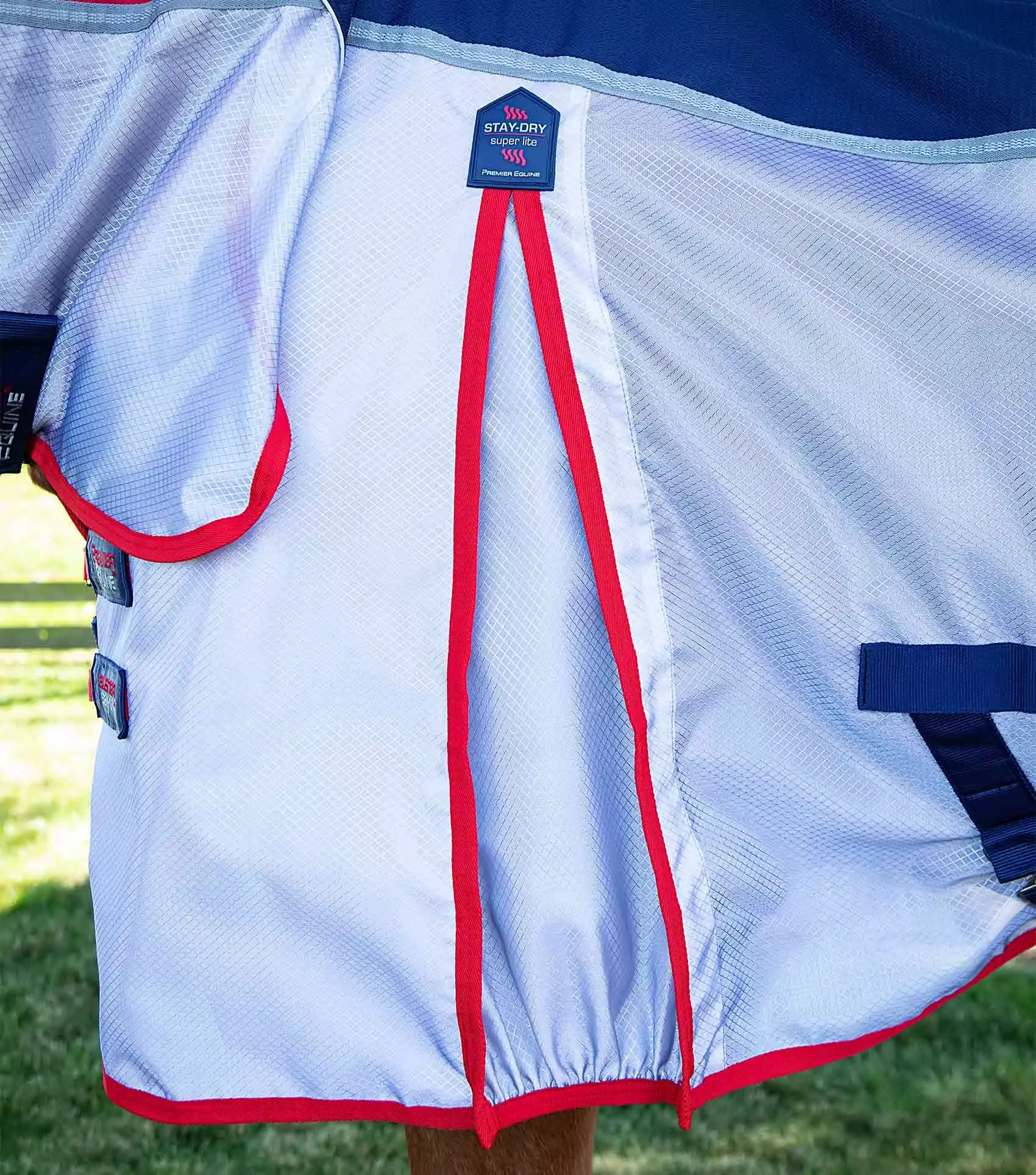 Premier Equine Buster Stay-Dry Super Lite Fly Rug With Surcingles - Image 4
